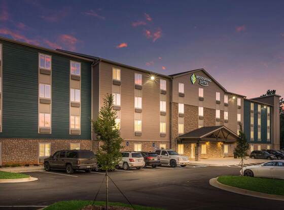WoodSpring Suites Atlanta McDonough allows check-in for 18 year-old guests