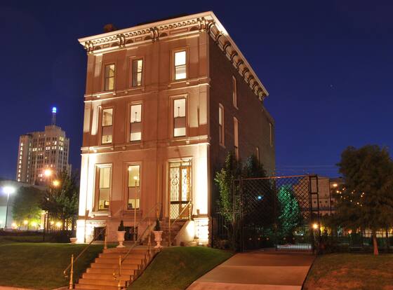 Grand Center Inn allows check-in for 18 year-old guests