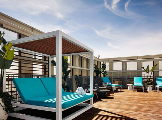 Hyatt House LAX/Century Blvd allows check-in for 18 year-old guests