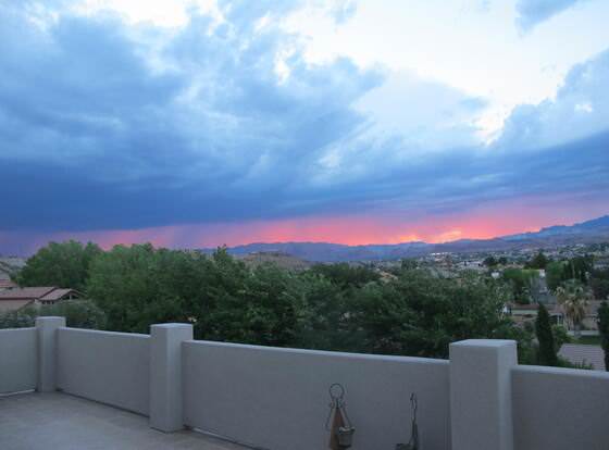 canyon view bed and breakfast allows check-in for 18 year-old guests