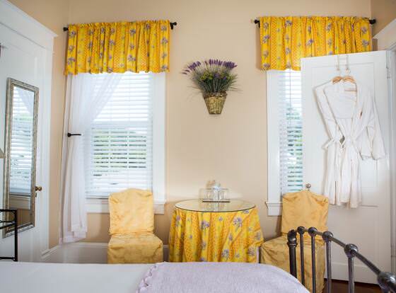 Burke Manor Inn & Pavilion allows check-in for 18 year-old guests