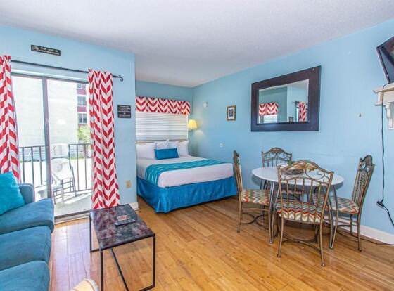 The Palace 105 allows check-in for 18 year-old guests