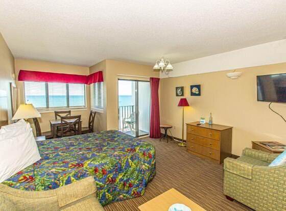 The Palace 401 allows check-in for 18 year-old guests