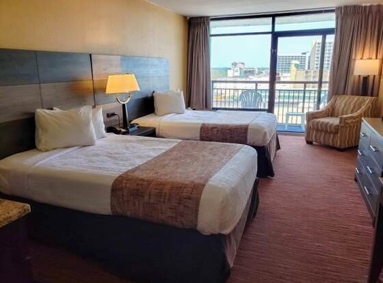 Landmark 907 allows check-in for 18 year-old guests