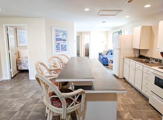 Parrot Head allows check-in for 18 year-old guests