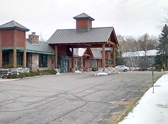 Quality Inn Rhinelander allows check-in for 18 year-old guests