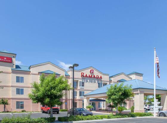 Ramada by Wyndham Fresno Northwest allows check-in for 18 year-old guests