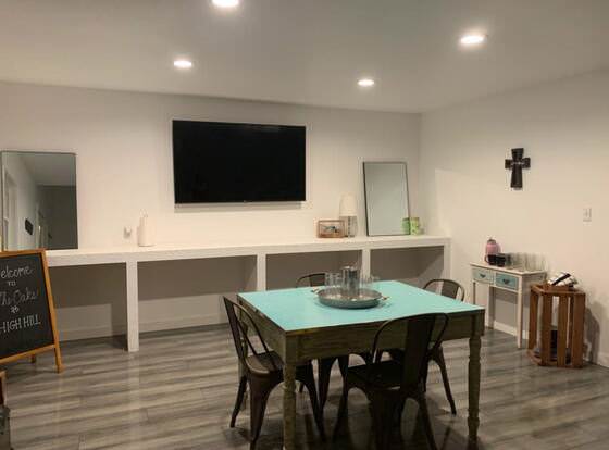 The Oaks at High Hill allows check-in for 18 year-old guests