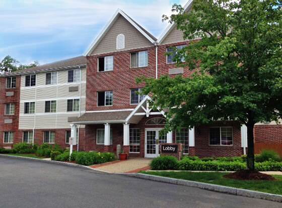 Extended Stay America Suites Boston Peabody allows check-in for 18 year-old guests