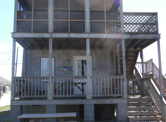 Two separate Apartments allows check-in for 18 year-old guests