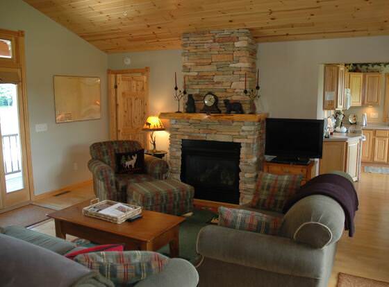 Apostle Pines 4 by Winfield Inn allows check-in for 18 year-old guests