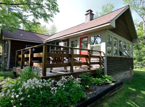 Hidden Cove by Winfield Inn allows check-in for 18 year-old guests