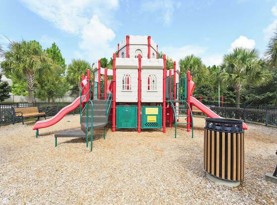 3 Bedroom Condo allows check-in for 18 year-old guests