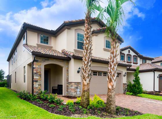 6 BD 5 BH House Game Room Pool Spa allows check-in for 18 year-old guests
