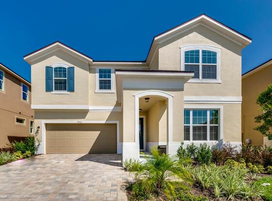 Fabulous 9 Bed 6,5 Ba Villa Games, Pool & Spa 9063srl allows check-in for 18 year-old guests