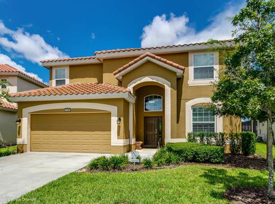 Luxury 6 Bdrm 5.5 Bath Rental Villa allows check-in for 18 year-old guests