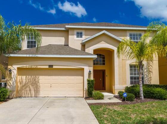 Watersong IHR 4005 allows check-in for 18 year-old guests