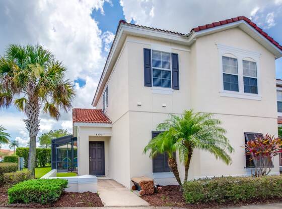 4 Bedroom Townhouse with Pool allows check-in for 18 year-old guests