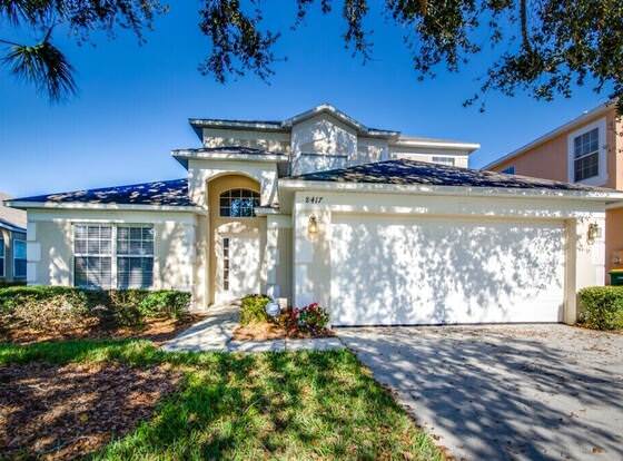4 Bedroom Home with Pool Table allows check-in for 18 year-old guests