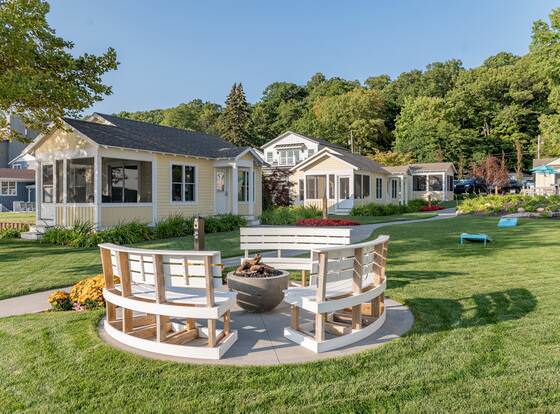 Old Pike Cottages allows check-in for 18 year-old guests