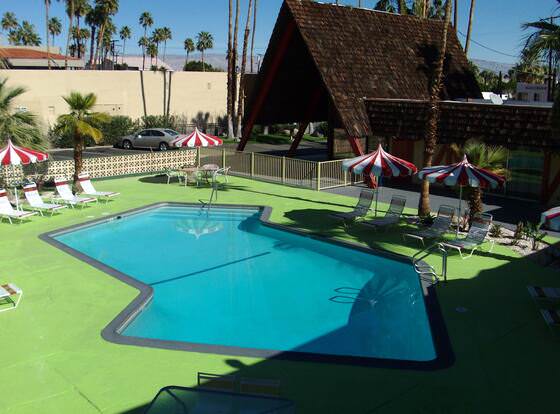 Desert Lodge allows check-in for 18 year-old guests