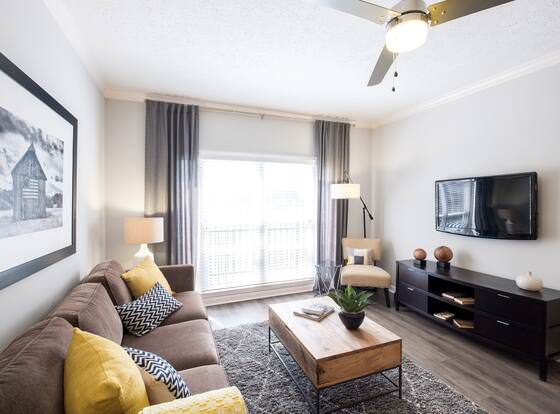 Hope St Downtown Luxury Rentals allows check-in for 18 year-old guests