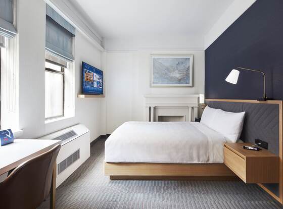 Club Quarters, Times Square - Midtown allows check-in for 18 year-old guests