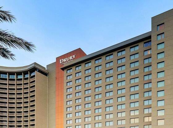 Drury Plaza Hotel Orlando - Disney Springs Area allows check-in for 18 year-old guests