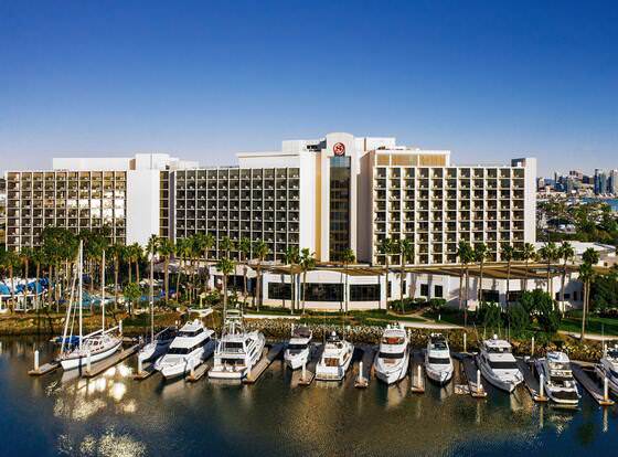 Sheraton San Diego Hotel and Marina allows check-in for 18 year-old guests