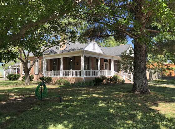 Alpine Bed and Breakfast allows check-in for 18 year-old guests