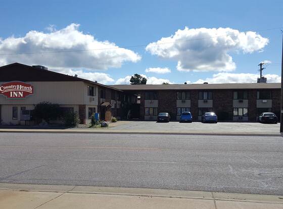 Country Hearth Inn Iron Mountain allows check-in for 18 year-old guests