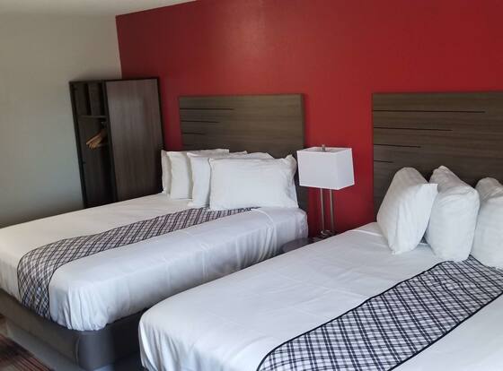 SureStay Hotel by Best Western Higginsville allows check-in for 18 year-old guests