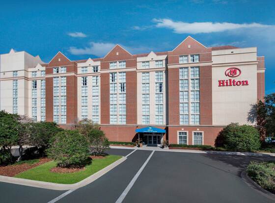 Hilton University of Florida Conference Center Gainesville allows check-in for 18 year-old guests
