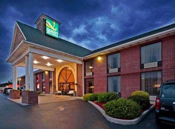 Quality Inn & Suites Somerset allows check-in for 18 year-old guests