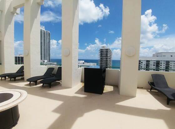 The Sixty Sixty Luxury High Rise Condo allows check-in for 18 year-old guests