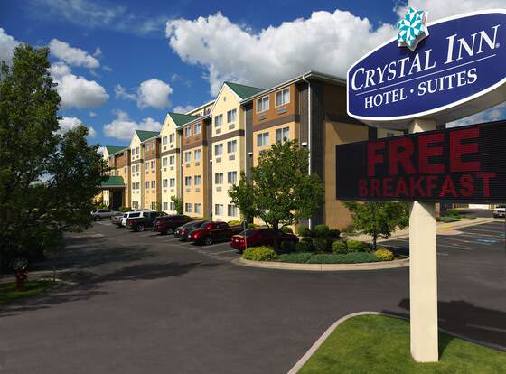 Crystal Inn Hotel & Suites Midvalley allows check-in for 18 year-old guests