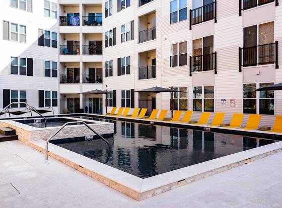 Steelyard - Modern Soulard Apts with Pool by Zencity allows check-in for 18 year-old guests