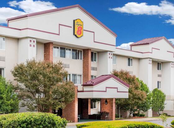 Super 8 by Wyndham State College allows check-in for 18 year-old guests