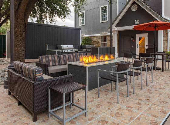 TownePlace Suites by Marriott Dallas Plano/Legacy allows check-in for 18 year-old guests