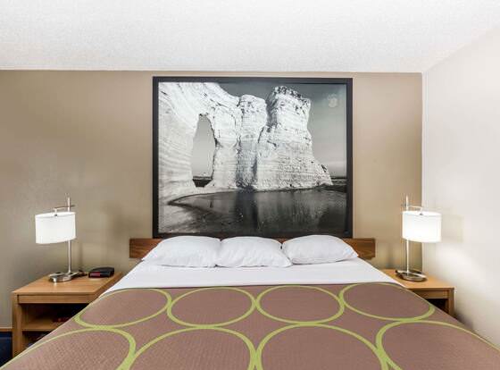 Super 8 by Wyndham Hays KS allows check-in for 18 year-old guests