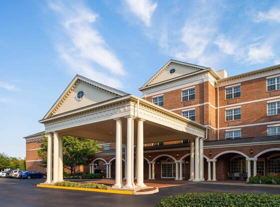 Springhill Suites by Marriott Williamsburg allows check-in for 18 year-old guests