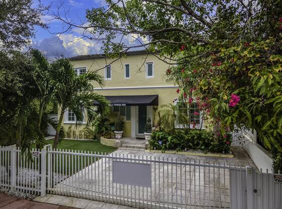 Villa Venezia BB allows check-in for 18 year-old guests