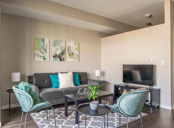 FRONTDESK Confluence on 3rd Apt Downtown Riverwalk Trails allows check-in for 18 year-old guests