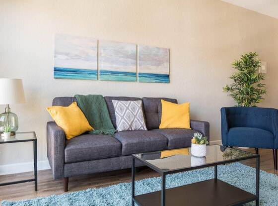 FRONTDESK Lantower Westshore Apts Tampa allows check-in for 18 year-old guests