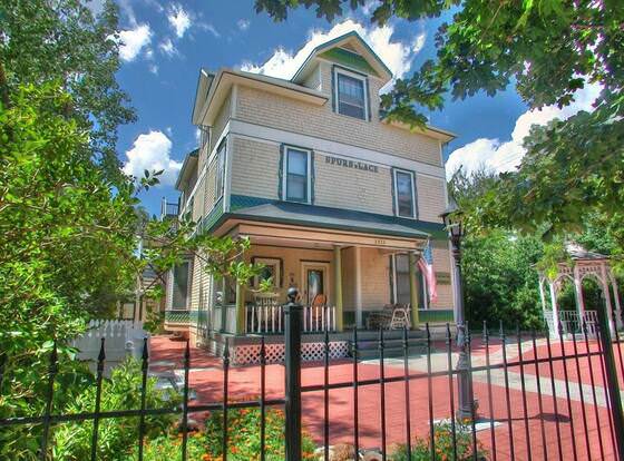 Spurs n Lace Bed & Breakfast Inn allows check-in for 18 year-old guests