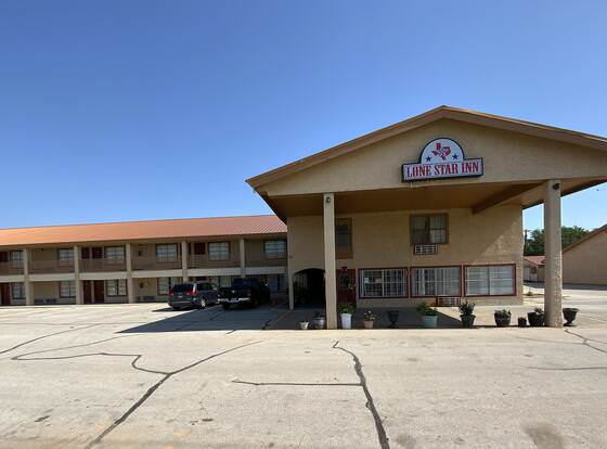 Lone Star Inn allows check-in for 18 year-old guests