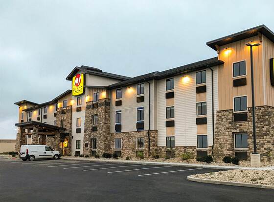 My Place Hotel - Marion, OH allows check-in for 18 year-old guests