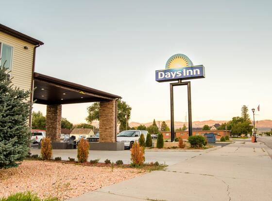 Days Inn by Wyndham Panguitch allows check-in for 18 year-old guests