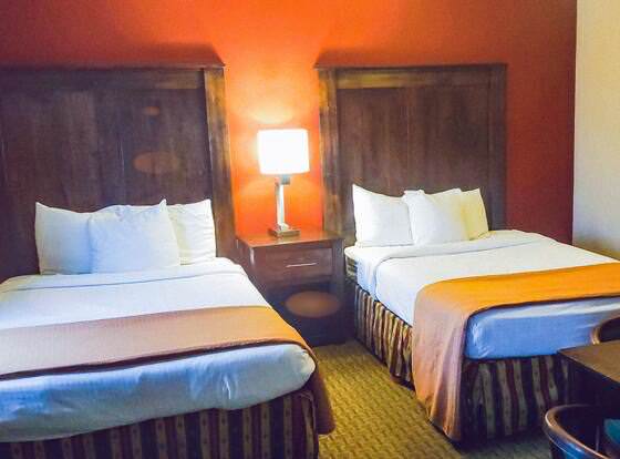 Inn America - Lewiston allows check-in for 18 year-old guests