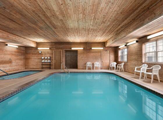 Country Inn & Suites by Radisson, Kearney, NE allows check-in for 18 year-old guests